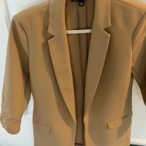 Kensie blazer new. Gorgeous